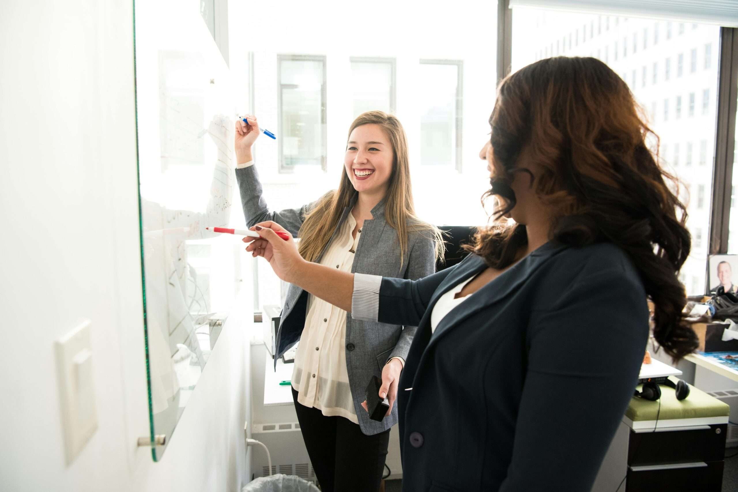  Funding for Women Entrepreneurs in Canada (2025 Programs) - Bizfund 